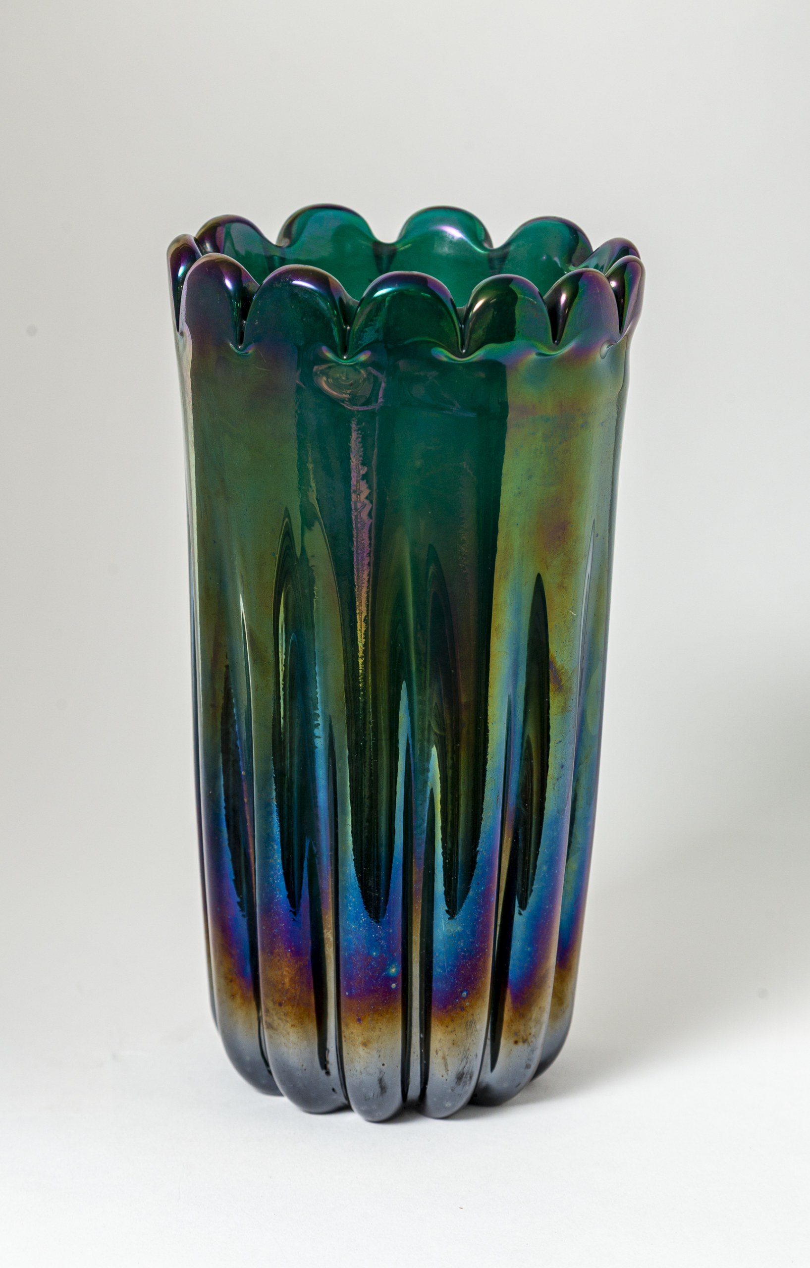 Vintage Italian Blown Iridescent Green Scalloped Vase, Attributed To Alfredo Barbini for VAMSA